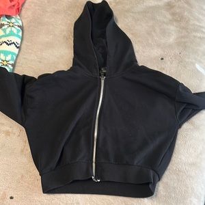 Forever 21 cropped black zip up hoodie